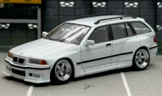 <img class='new_mark_img1' src='https://img.shop-pro.jp/img/new/icons1.gif' style='border:none;display:inline;margin:0px;padding:0px;width:auto;' /> Mortal 1/64 BMW M3 E36 Wagon VIP Widebody Sports Model White