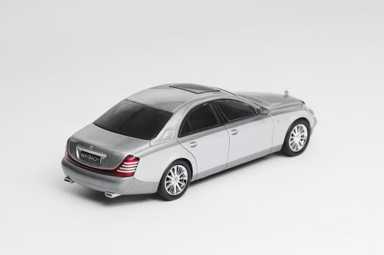 Maybach57Sミニカー Amazon | ジク (SIKU) ヴィジョン メルセデス・マイバッハ6 1:50
