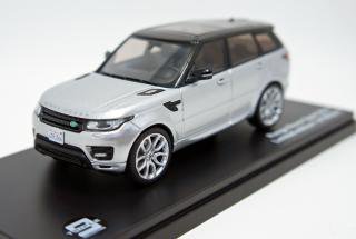 <img class='new_mark_img1' src='https://img.shop-pro.jp/img/new/icons1.gif' style='border:none;display:inline;margin:0px;padding:0px;width:auto;' />Triple9Premium X 1/43  Range Rover Sport Metallic Silver 2014600