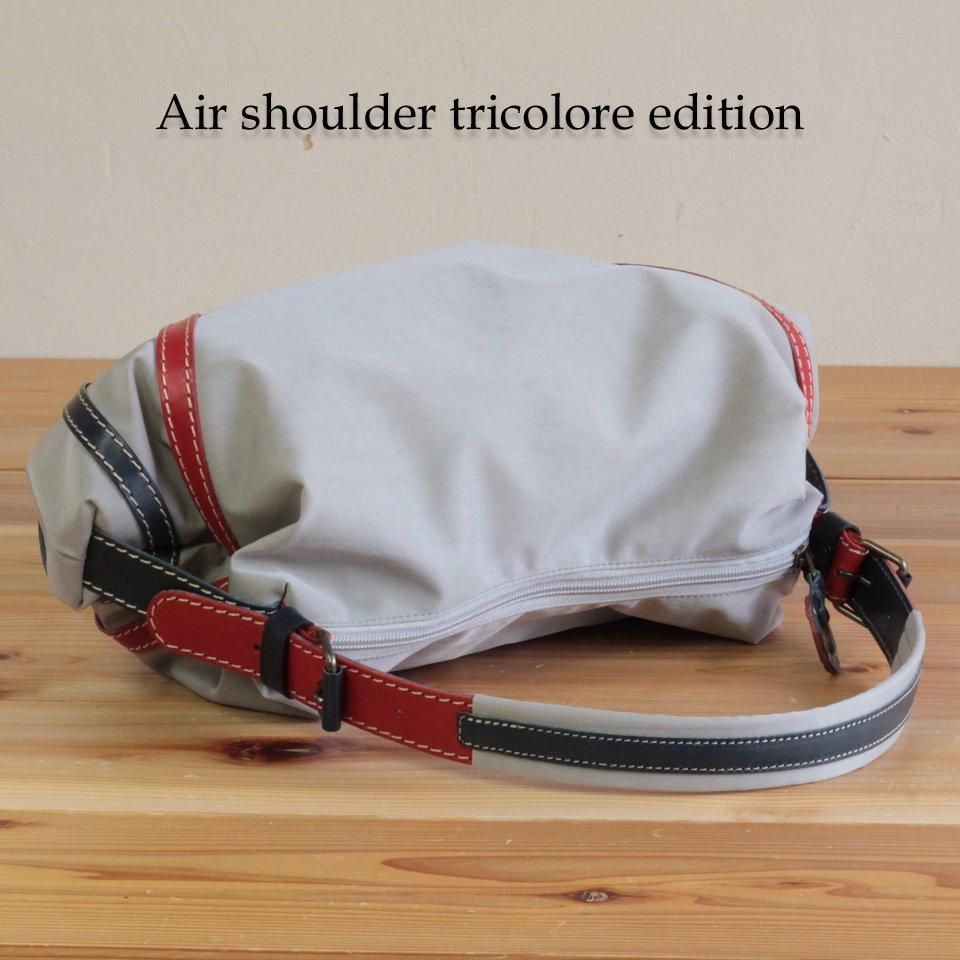 鞄職人がつくる超軽量ナイロンバッグ!エアショルダー 鞄職人がつくる超軽量ナイロンバッグ!エアショルダー