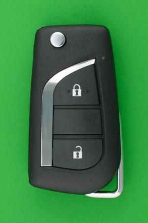 トヨタ（ハイエース）・ジャックナイフ型キーレス 純正品同等の基盤付き カット込み トヨタ（ハイエース等）・2ボタン・キーレスリモコン・純正品同等の