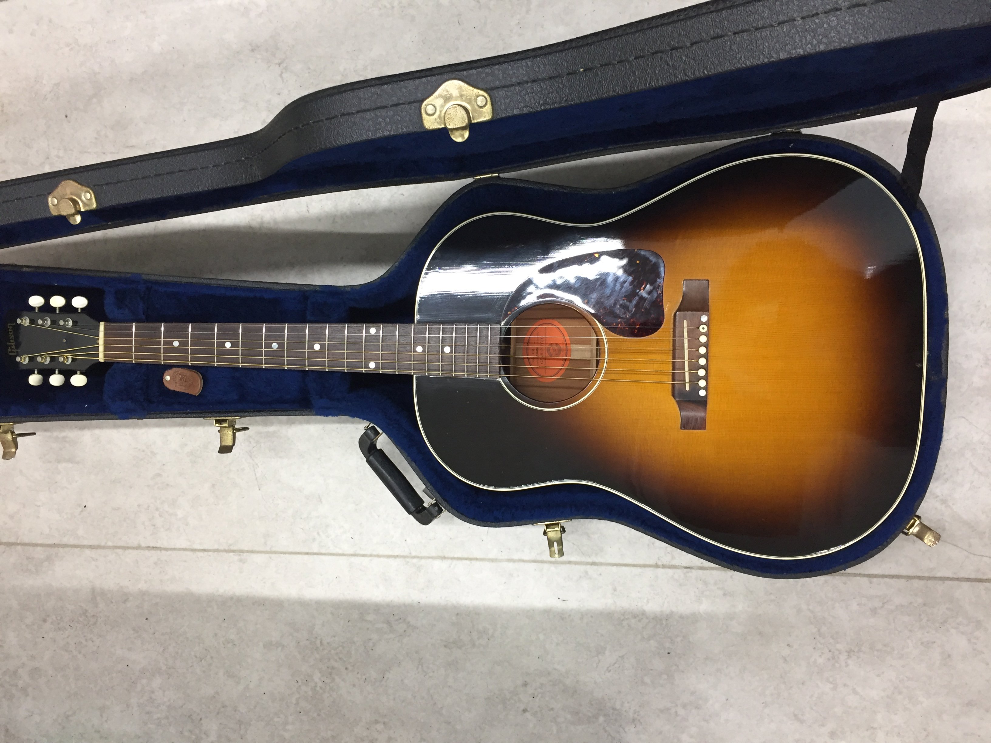 ギブソン/Gibson J-45 ヒスコレ仕様 美品！ 178,000円 - Ｃ・Ｉ・Ｋ Ｃustom Ｉnstrument Ｋ  富山県砺波市でギター等の楽器を販売、買取、修理、チューニング、カスタマイズしてます