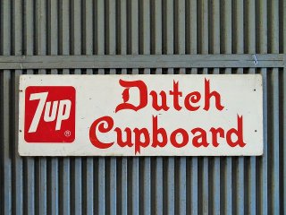 ơ Dutch Cup Board åɥ/