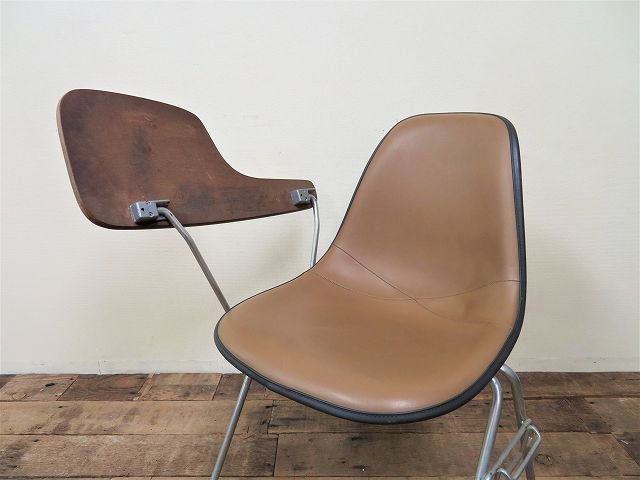 1970's HermanMiller イームズ スクールベース サイドシェルチェア