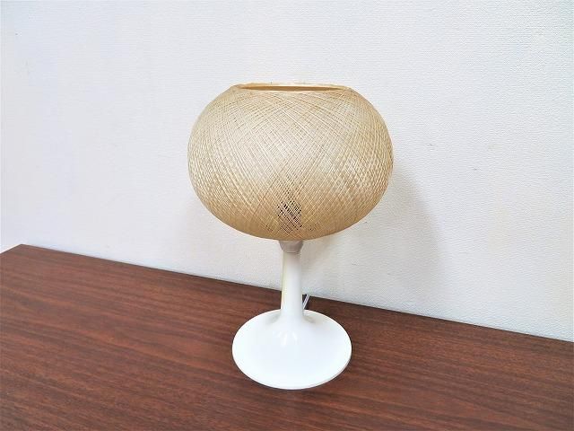 1950-60's ヴィンテージ モダンシェード テーブルランプ