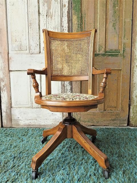 ビンテージ　デスクチェア 1970's Douglas Furniture社製 ヴィンテージ ビニールレザー