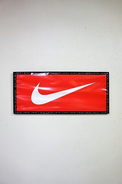 1990ƣ NIKE  ݥ