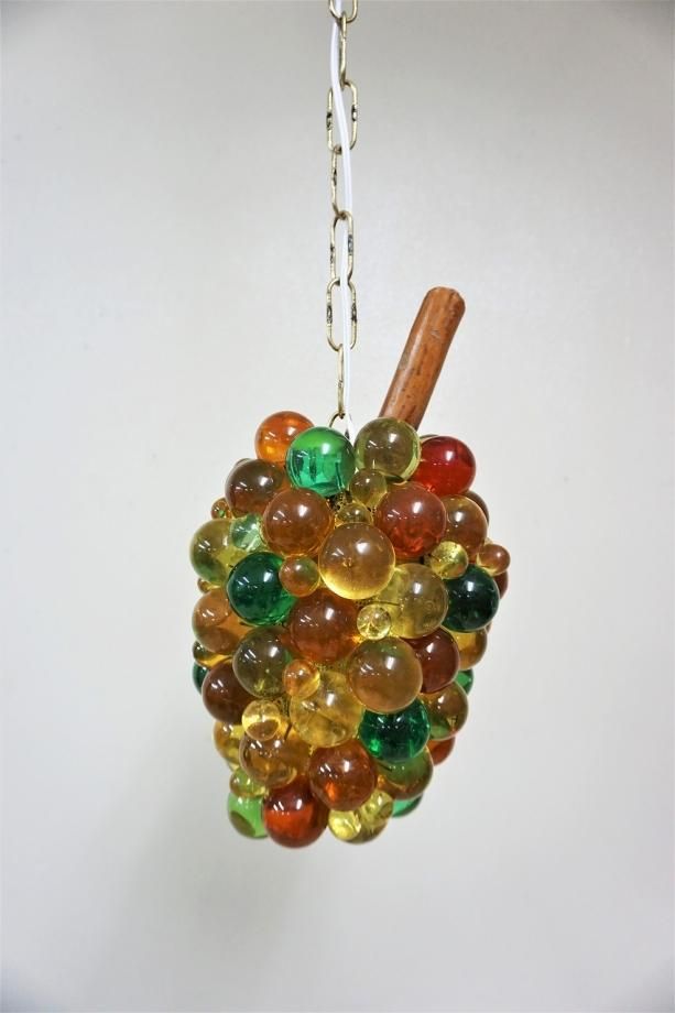 1960-70's ヴィンテージ ブドウモチーフ アクリル ペンダント