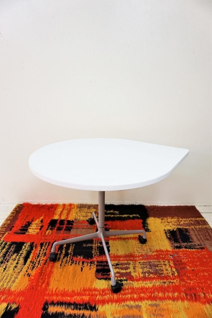 Herman Miller ƥɥåץơ֥