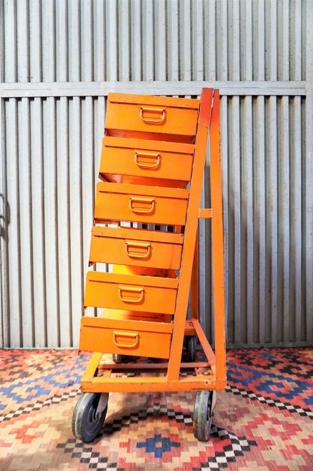 70's vintage スペースエイジ ツールワゴン シェルフ ポストモダン 70's vintage スペースエイジ ツールワゴン シェルフ ポスト