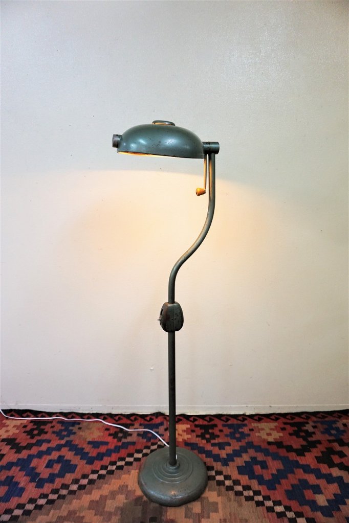 vintage インダストリアル ライト 照明 フロアランプ - rehda.com