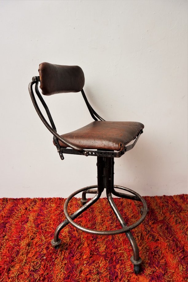 1920-30's Domore Chair Company社製 スウィベル デスクチェア - アンティーク、ビンテージのインテリア家具や雑貨、店舗什器の通販ならWANT  ANTIQUE LIFE STORE