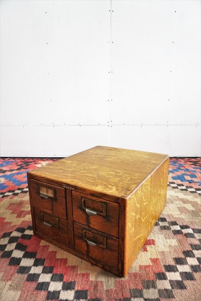 1900-20's globe wernicke ƥ 