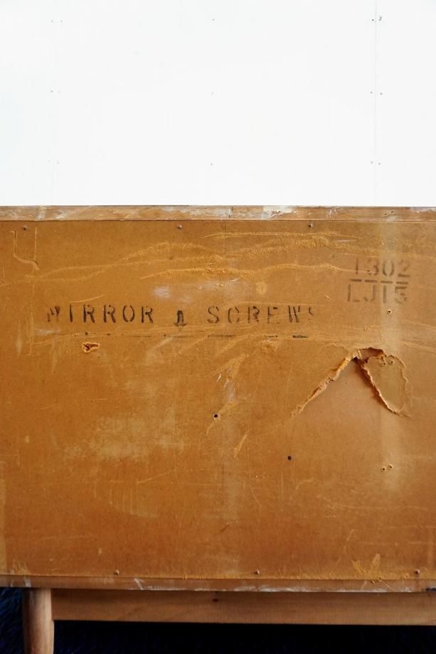 ユナイテッド社製ビンテージサイドボード 1960's ヴィンテージ UNITED FURNITURE社製 ウッドサイドボード