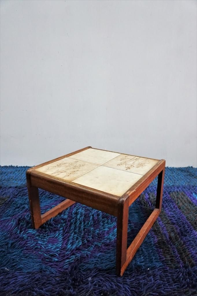 アンティーク　タイルトップ　ミニテーブル イギリス ヴィンテージ タイルトップミニテーブル/店舗什器/家具