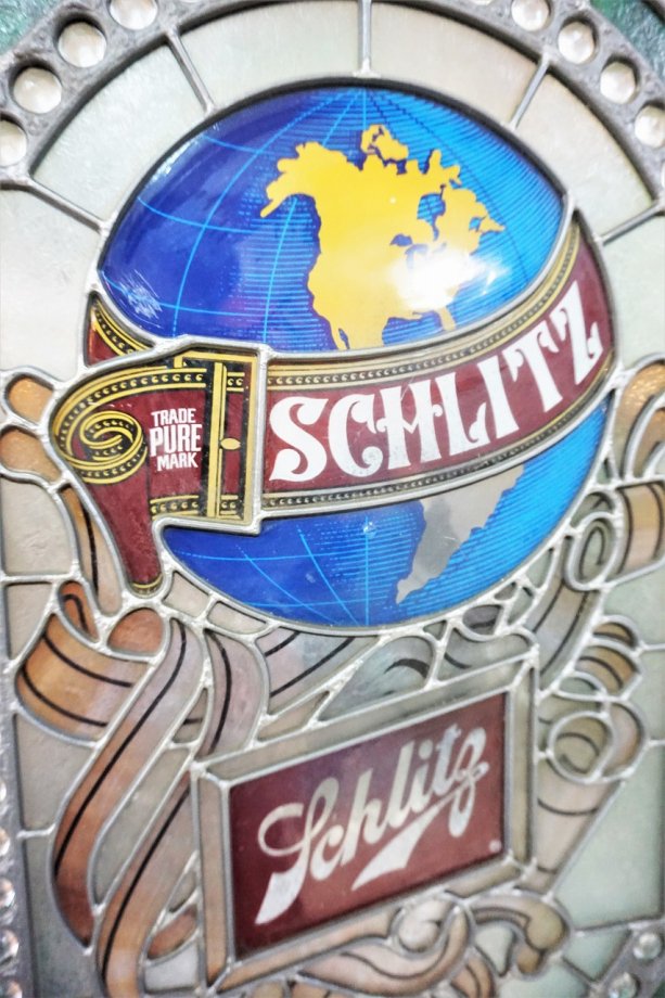 ヴィンテージ Schlitz Brewing社製 アドバタイジング ライトサイン - アンティーク、ビンテージのインテリア家具や雑貨、店舗什器の通販ならWANT  ANTIQUE LIFE STORE