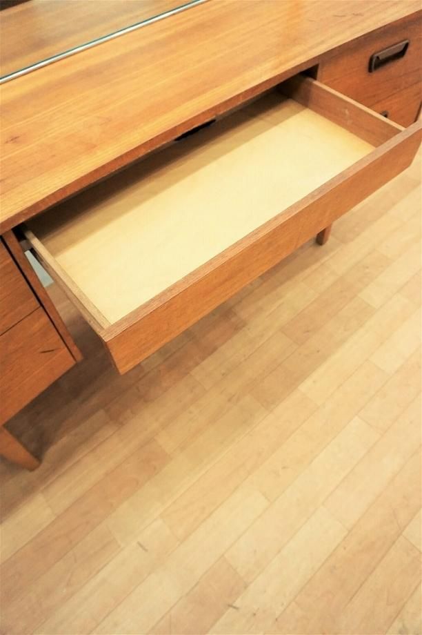 専用　バンブードレッサー　アンティーク　ヴィンテージ 1960's ヴィンテージ ウッド ドレッサー - アンティーク