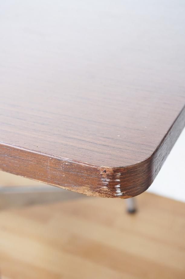 HermanMiller ハーマンミラー セグメンテッドベーステーブル イームズテーブル – オーバル – セグメンテッドベース - 3D