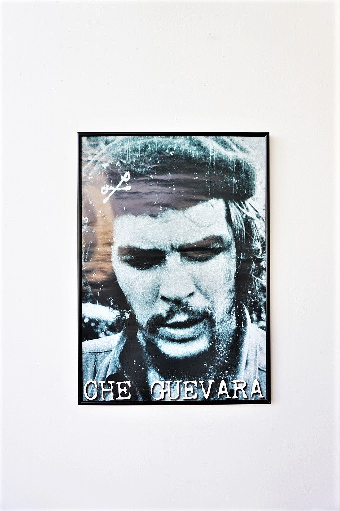 Cue Guevara 額入りポスター
