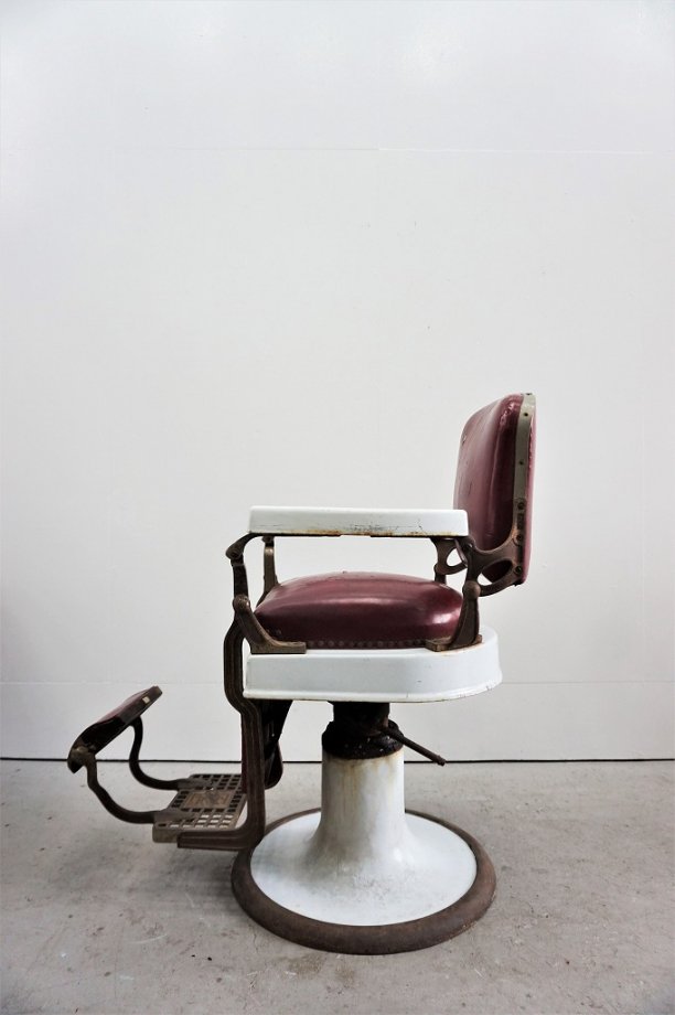 古い床屋の椅子バーバーチェア インダストリアル アンティーク大正時代 