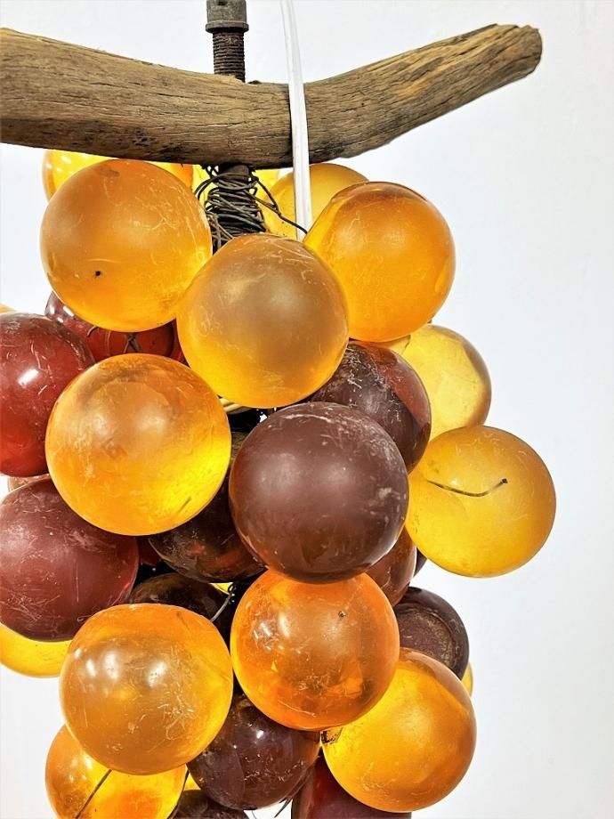 1960-70's ヴィンテージ ぶどう　モチーフ アクリル ペンダント ランプ 1960-70's ヴィンテージ ブドウモチーフ アクリル ペンダントランプ
