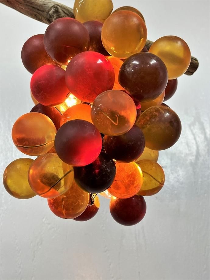 1960-70's ヴィンテージ ブドウモチーフ アクリル ペンダントランプ