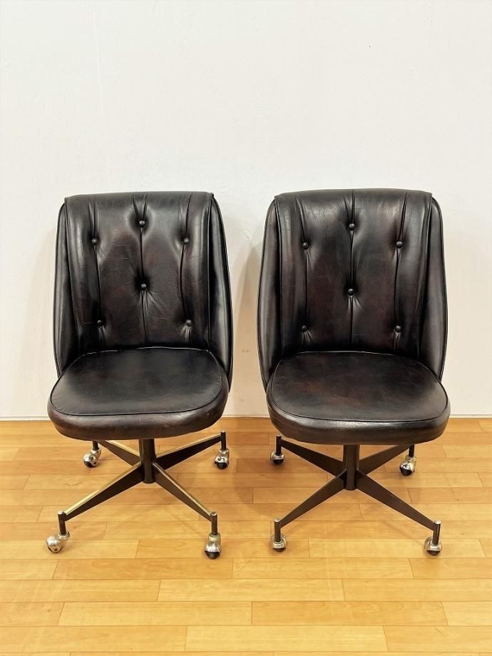 ビンテージ　デスクチェア 1970's Douglas Furniture社製 ヴィンテージ ビニールレザー