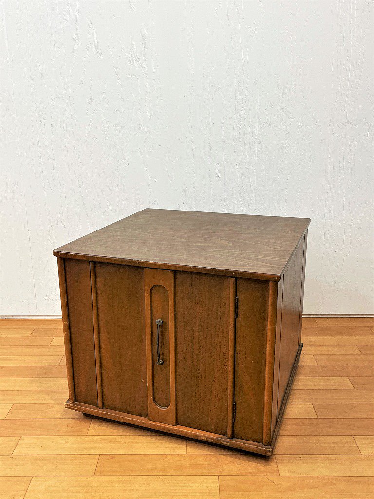 1960-70's Mersman社製 ヴィンテージ ウッド ナイトテーブル