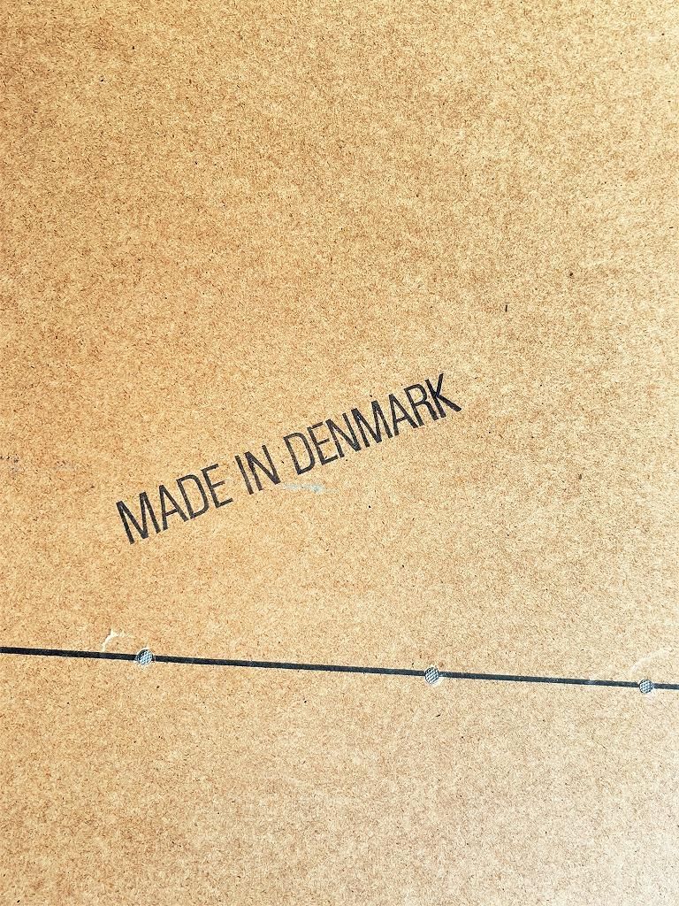 デンマーク製 ヴィンテージ ライト付き ウッド カップボード