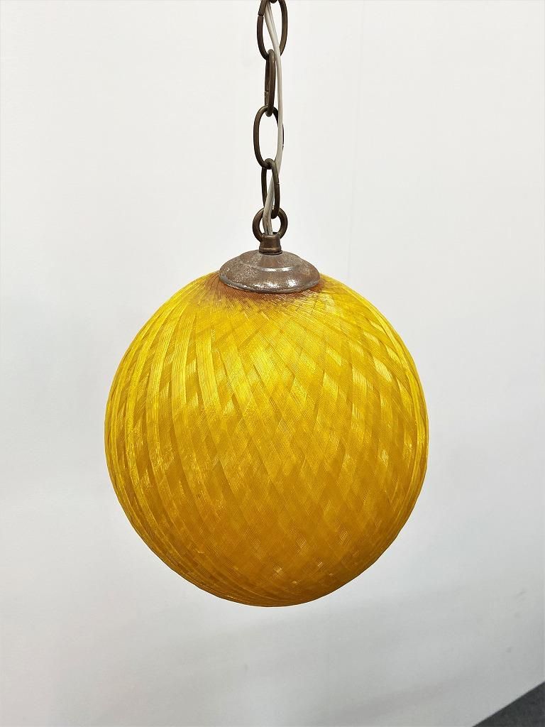 1960-70's ヴィンテージ アクリルシェード ペンダントランプ 1960-70's ヴィンテージ アクリルシェード ペンダントランプ