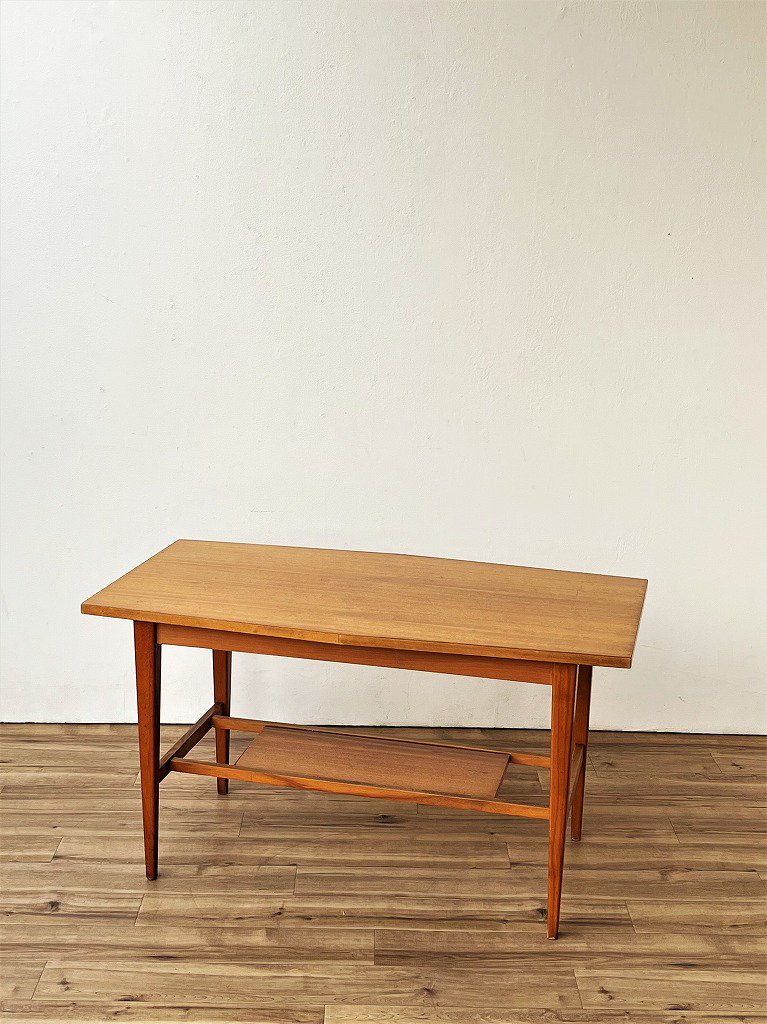 60年代　サイドテーブル　ローテーブル　ヨーロッパ　フランス　ビンテージ サイドテーブル 半ペア販売