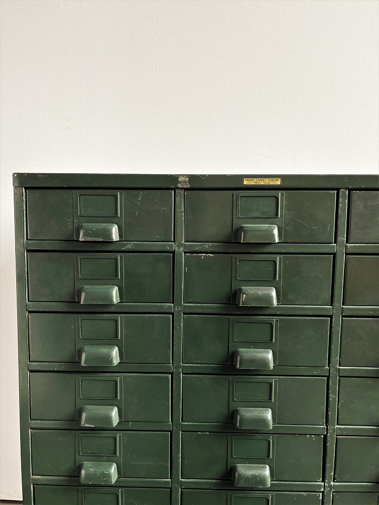 1940-60's Hobart Cabinet Company社製 ヴィンテージ スチール キャビネット - アンティーク、ビンテージのインテリア家具 や雑貨、店舗什器の通販ならWANT ANTIQUE LIFE STORE