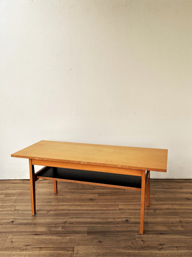 1960-70’s ハンガリー製 ヴィンテージ ウッド ローテーブル