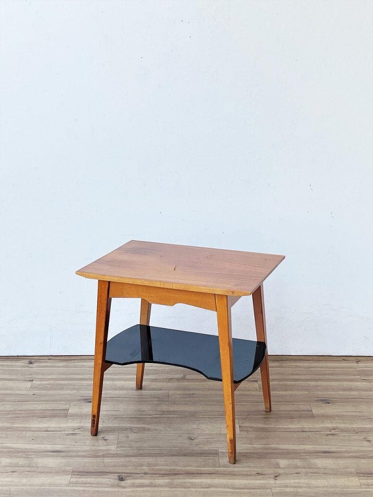 1960-70’s ハンガリー製 ヴィンテージ ウッド サイドテーブル
