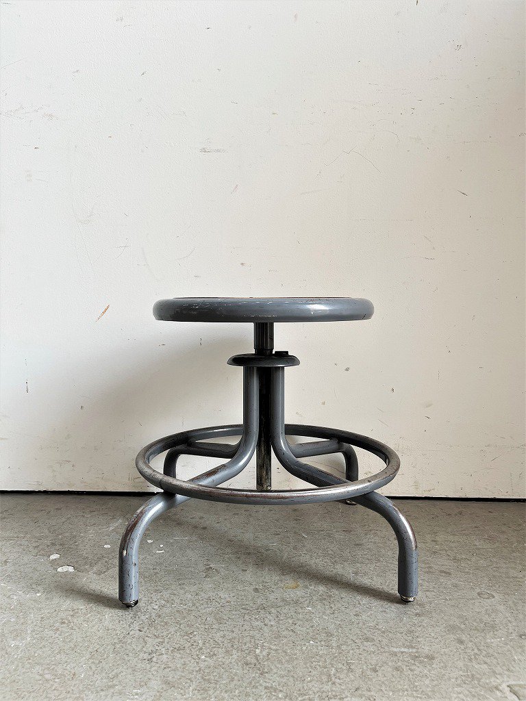 Royal metal corporation online chair