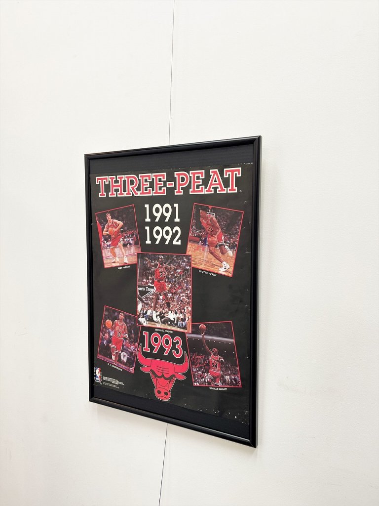 1990's ヴィンテージ ”Three-Peat Chicago Bulls” ポスター