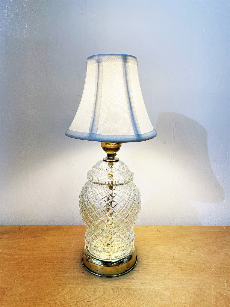 ○Vintage Glass Lamp 岩津硝子 ペンギン型 ランプ テーブル ライト 