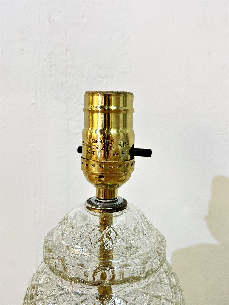 ○Vintage Glass Lamp 岩津硝子 ペンギン型 ランプ テーブル ライト