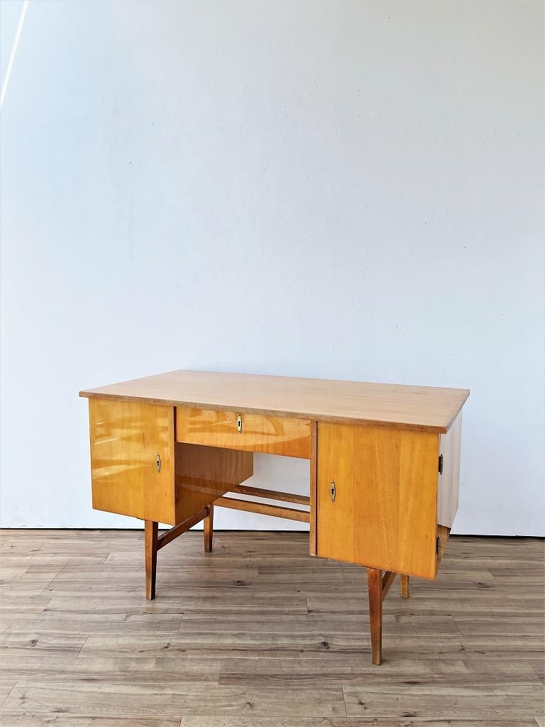 1960-70's ơ åɥǥ
