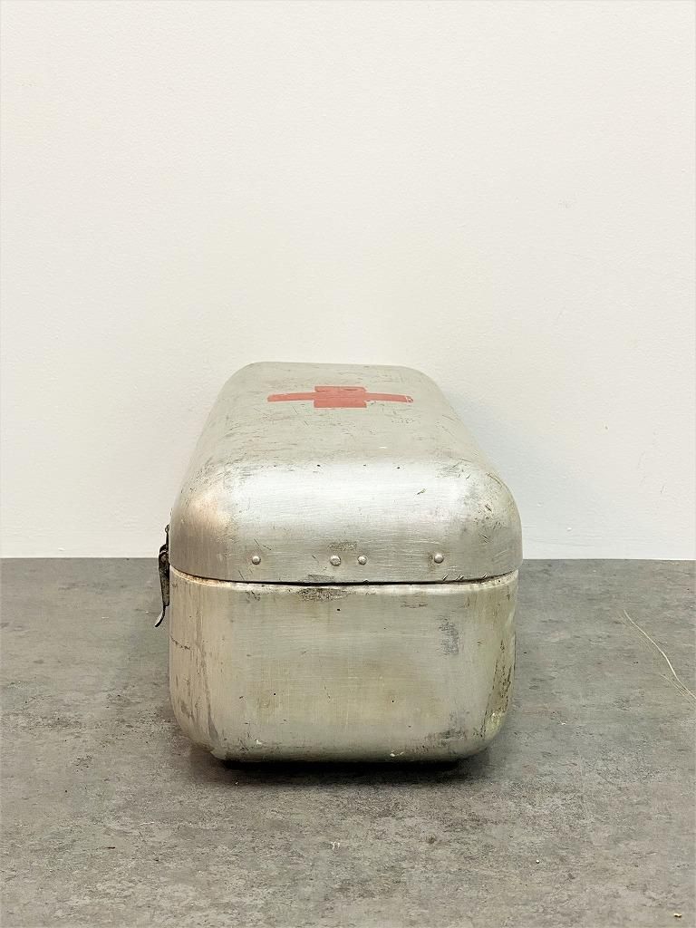 ヴィンテージ ハンガリー軍 ファストエイドキット/救急箱