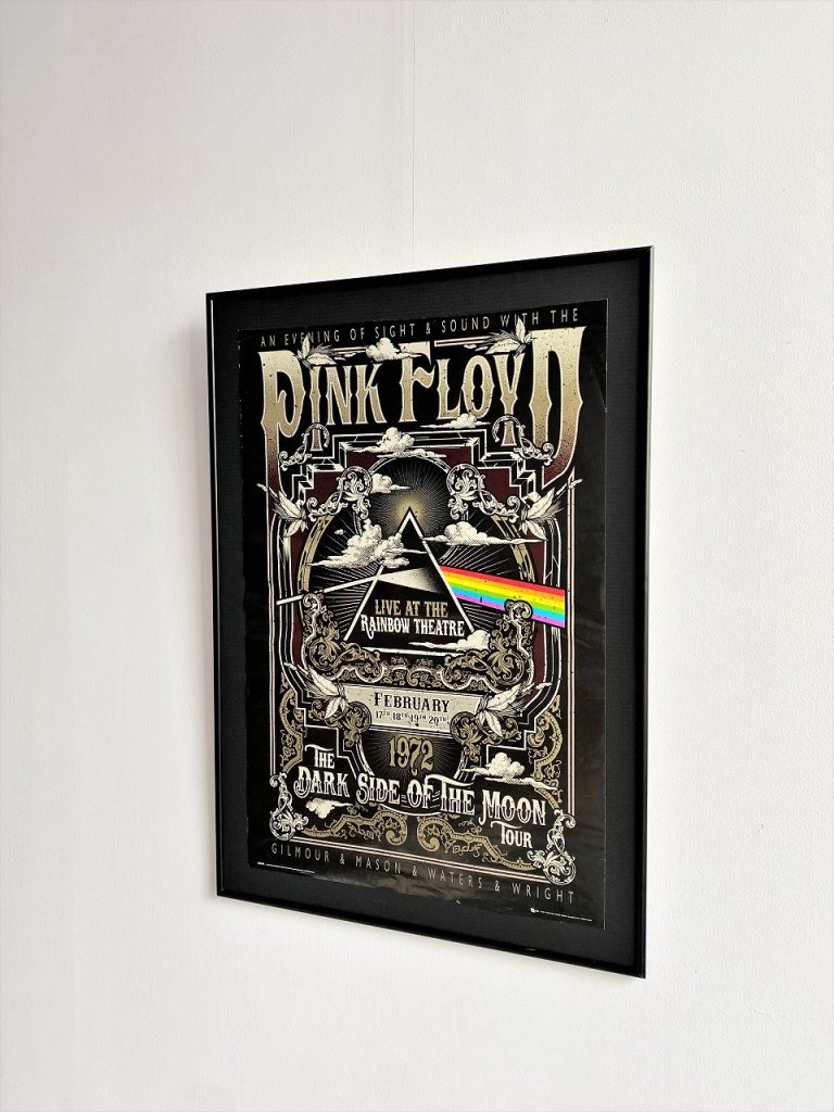 2018's PINK FLOYD ”The Dark Side of the Moon Tour” 額入りポスター - アンティーク、ビンテージのインテリア家具や雑貨、店舗什器の通販ならWANT  ANTIQUE LIFE STORE