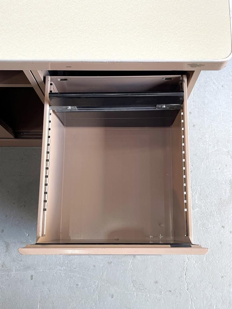 オランダ製　キャビネット　推定1970年製 中古】SAシリーズ F5GAZA Z975 オカムラ/okamura ロー