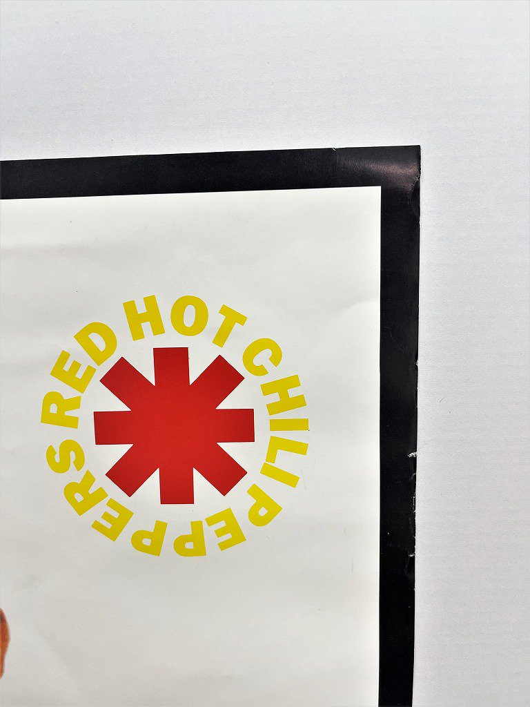 1980's ”Red Hot Chili Peppers” 額入りポスター -  アンティーク、ビンテージのインテリア家具や雑貨、店舗什器の通販ならWANT ANTIQUE LIFE STORE