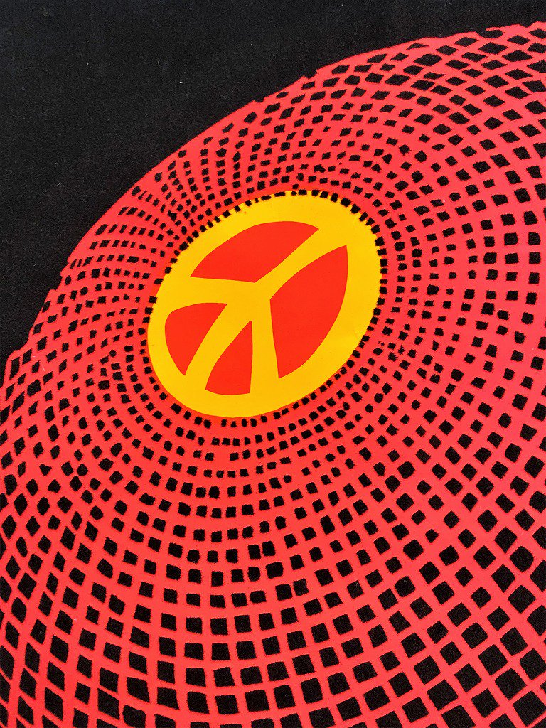 1970's “Peace on Earth” 額入り ブラックライトポスター 
