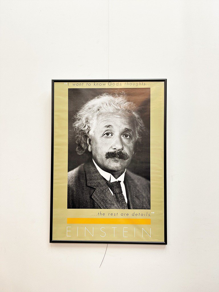 ヴィンテージ ”Albert Einstein” 額入り ポスター
