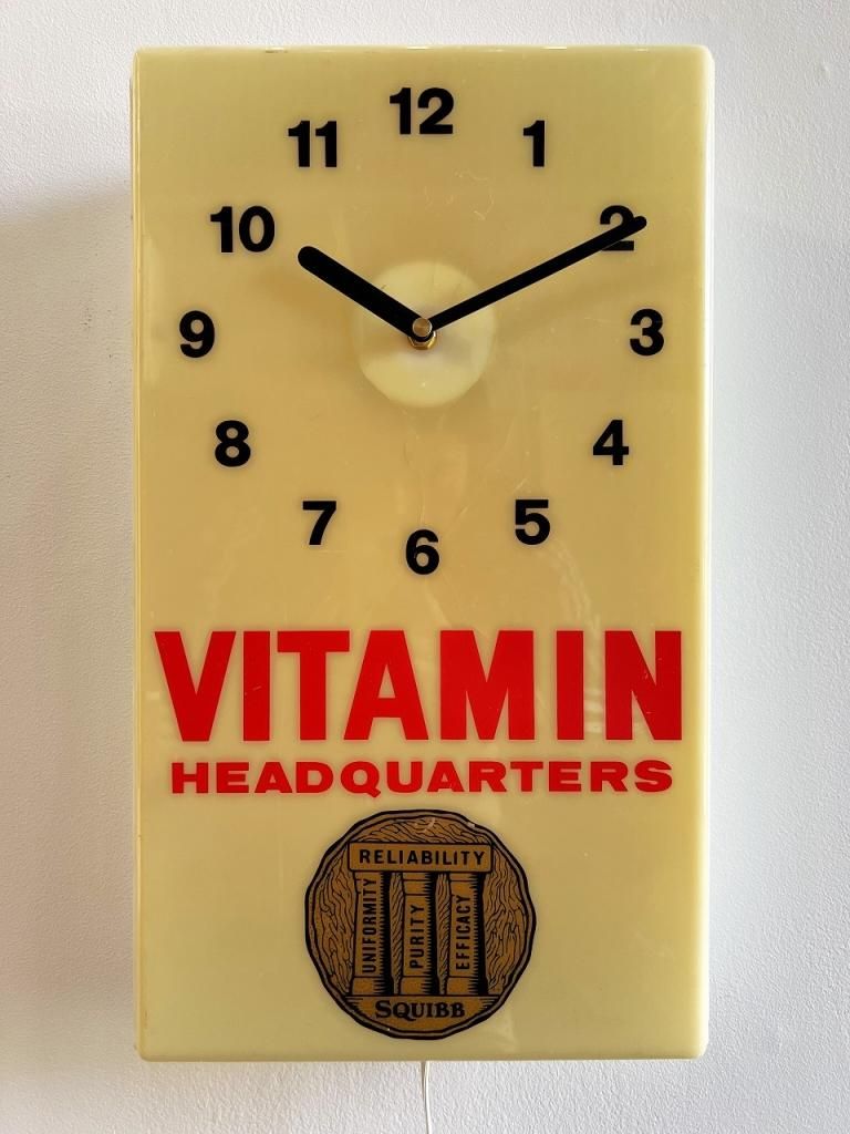 1970-80's ”Vitamin Headquarters ” ヴィンテージ ライト付き アドバタイジングクロック - アンティーク、ビンテージのインテリア家具や雑貨、店舗什器の通販ならWANT  ANTIQUE LIFE STORE