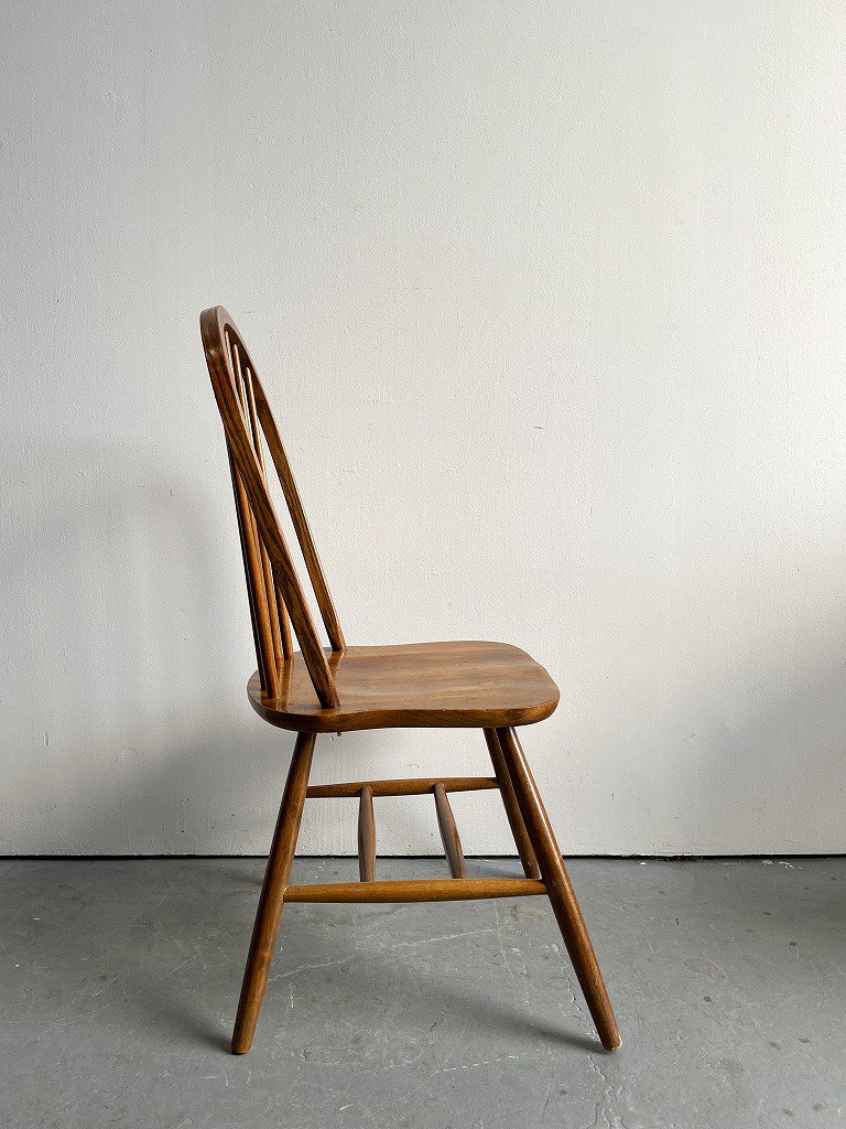 A-America Wood Furniture社製 ヴィンテージ ウッド ウィンザーチェア 