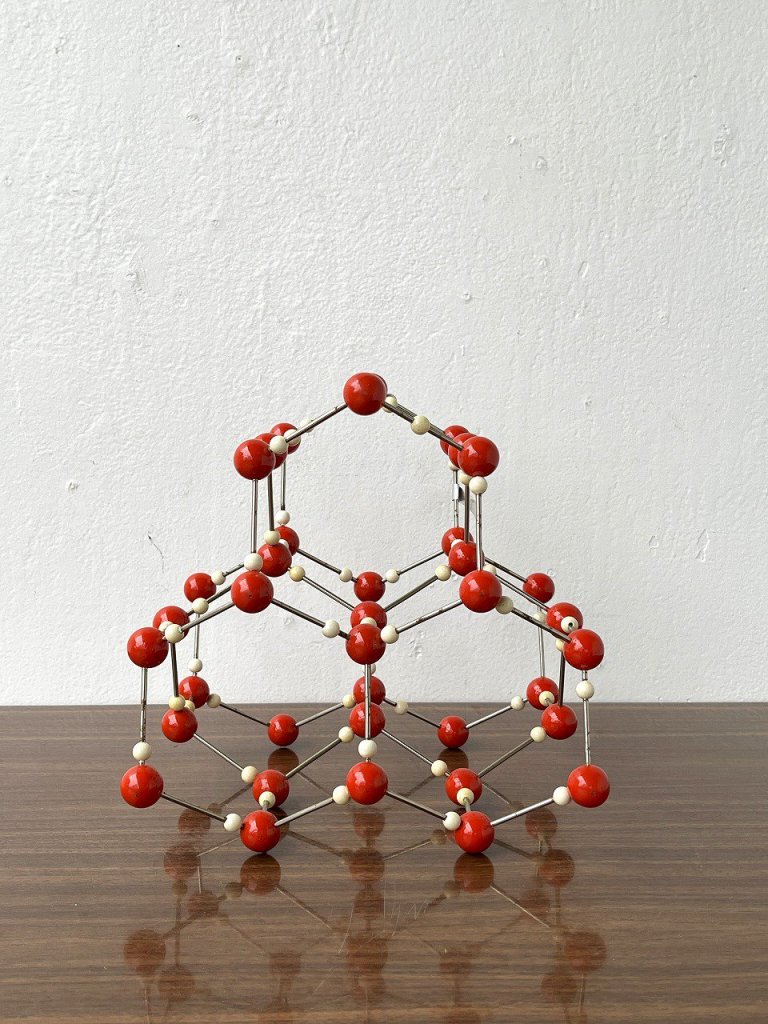 1950's ヴィンテージ Molecular Structure ”L'ad” モチーフ オブジェ - アンティーク、ビンテージのインテリア 家具や雑貨、店舗什器の通販ならWANT ANTIQUE LIFE STORE