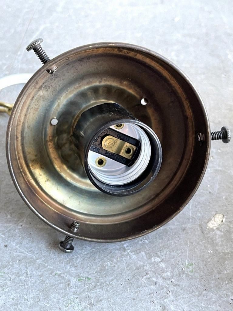Corroded Train Signal Light Restoration - YouTube