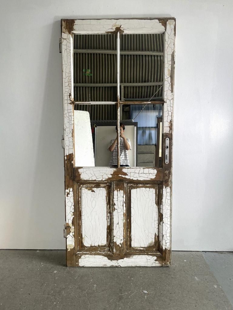 ドア付きウォールミラー　インド製　ビンテージ品 ドア付きウォールミラーインド製ビンテージ品